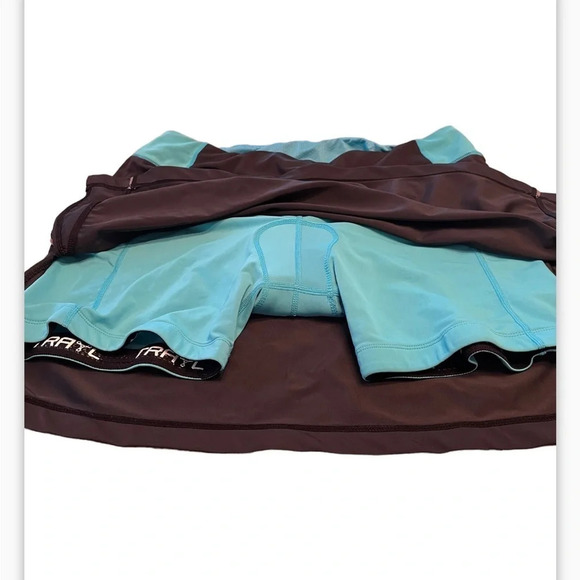 Trayl padded cycling skorts, size Large - Picture 3 of 8